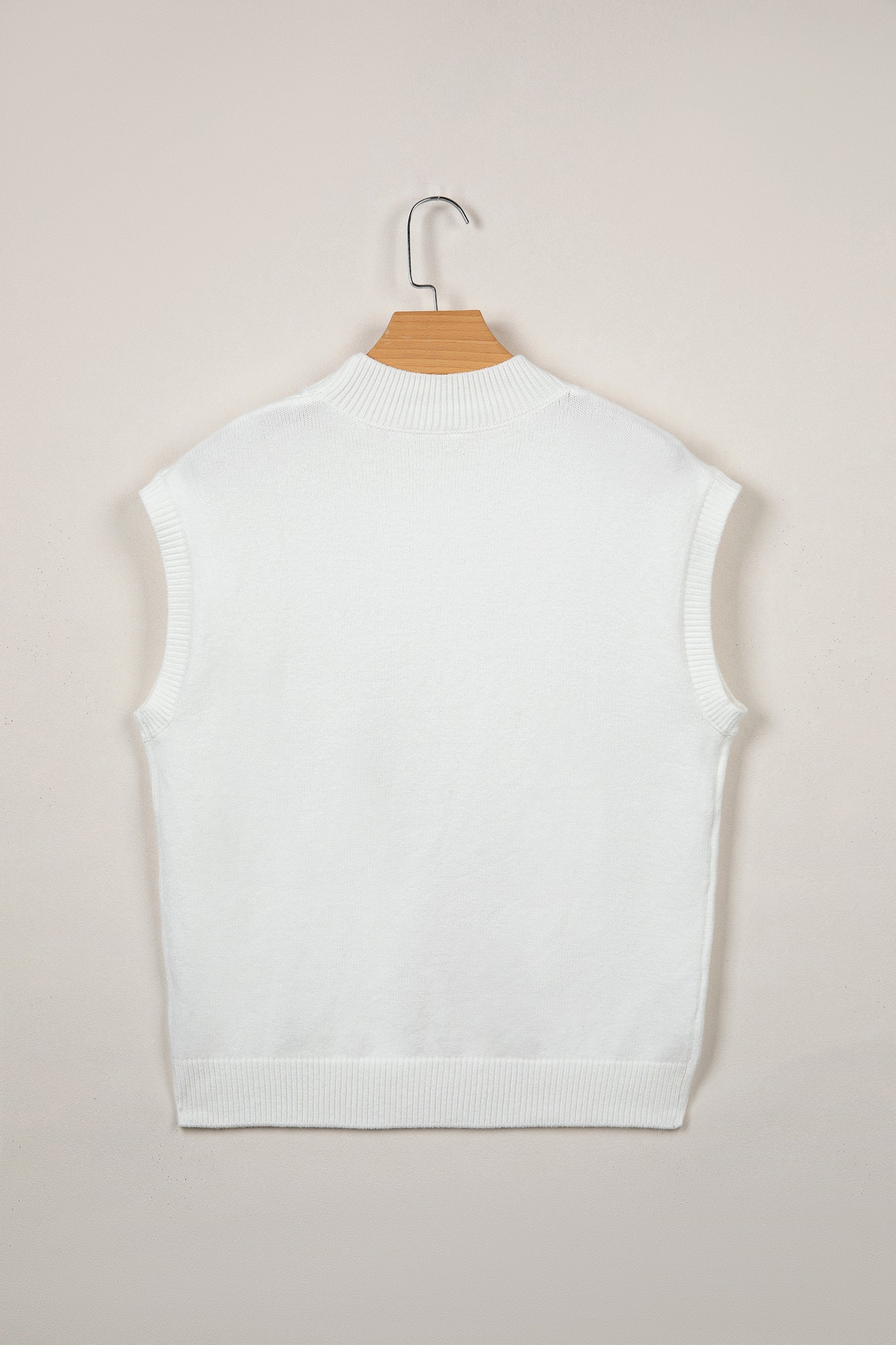 Western Horseshoe Mock Neck Short Sleeve Sweater